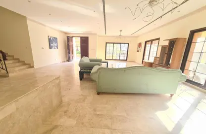 Villa - 4 Bedrooms - 4 Bathrooms for rent in Tubli - Central Governorate