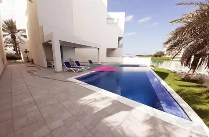 Pool image for: Villa - 3 Bedrooms - 3 Bathrooms for rent in Amwaj Marina - Amwaj Islands - Muharraq Governorate, Image 1