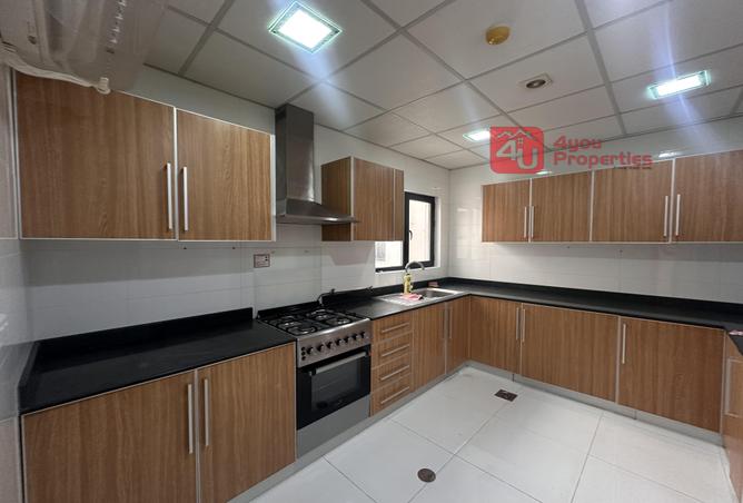 962748 - Property Image 2