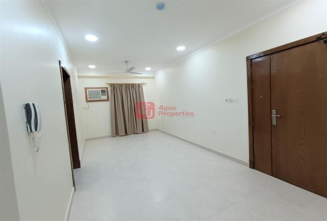 Apartment - 6 Bedrooms for rent in Manama - Capital Governorate