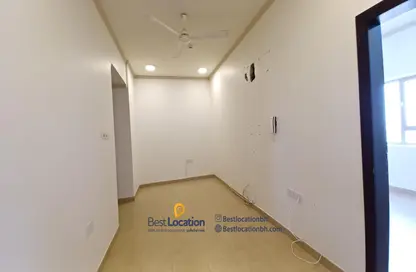 Apartment - 2 Bedrooms - 2 Bathrooms for rent in Alhajiyat - Riffa - Southern Governorate