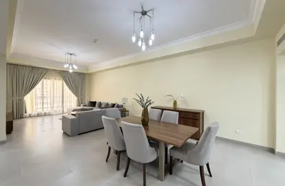 Apartment - 3 Bedrooms - 3 Bathrooms for rent in Al Juffair - Capital Governorate