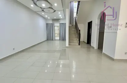 فيلا - 4 غرف نوم - 3 حمامات للايجار في الرفاع - المحافظة الجنوبية