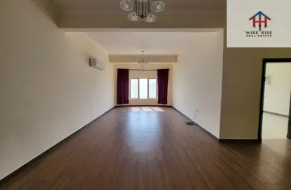 شقة - 2 غرف نوم - 2 حمامات للايجار في عراد - المحرق