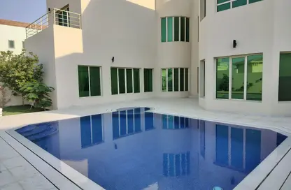 فيلا - 4 غرف نوم - 5 حمامات للايجار في الجنبية - المحافظة الشمالية