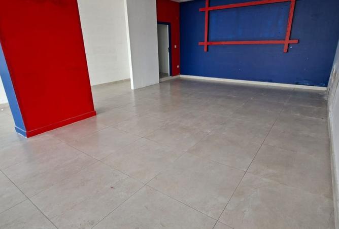 984217 - Property Image 3