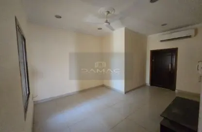 Apartment - 2 Bedrooms - 2 Bathrooms for rent in Manama - Capital Governorate