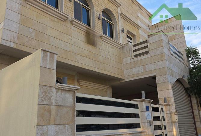 985544 - Property Main Image