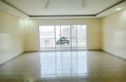 Apartment - 3 Bedrooms - 4 Bathrooms for rent in Hidd - Muharraq Governorate