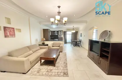 Apartment - 2 Bedrooms - 2 Bathrooms for rent in Sanabis - Manama - Capital Governorate