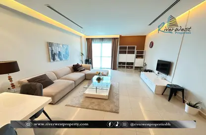 Apartment - 2 Bedrooms - 3 Bathrooms for rent in Reef Island - Capital Governorate