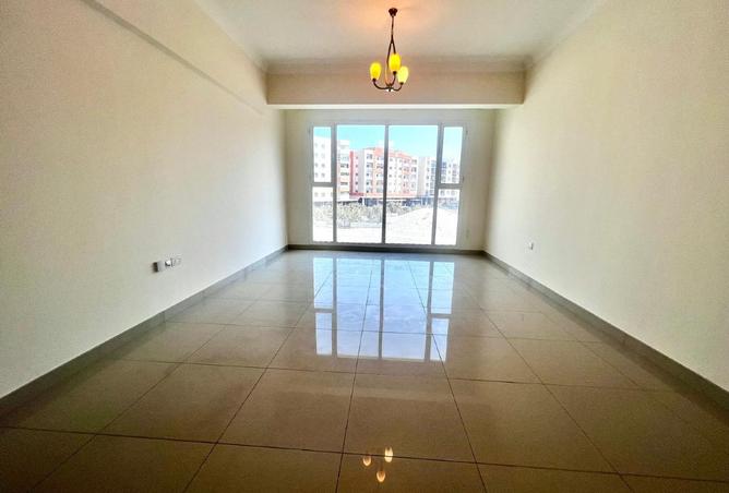 975099 - Property Main Image