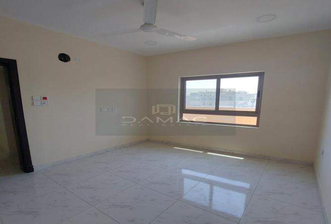 954809 - Property Image 3