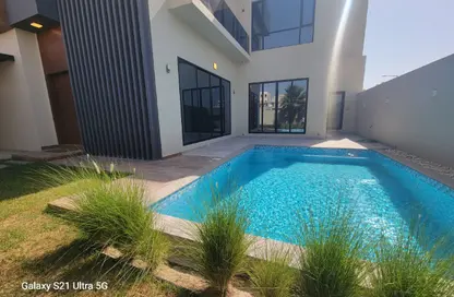 Villa - 4 Bedrooms - 6 Bathrooms for sale in Janabiya - Northern Governorate