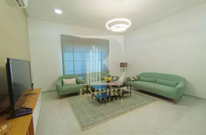 شقة - 2 غرف نوم - 2 حمامات للايجار في الجنبية - المحافظة الشمالية