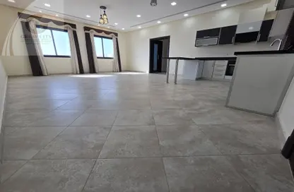 شقة - 2 غرف نوم - 2 حمامات للايجار في سار - المحافظة الشمالية