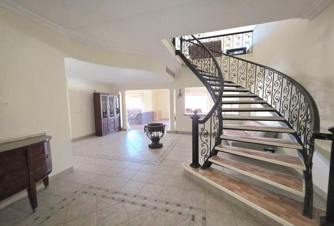 969018 - Property Image 2