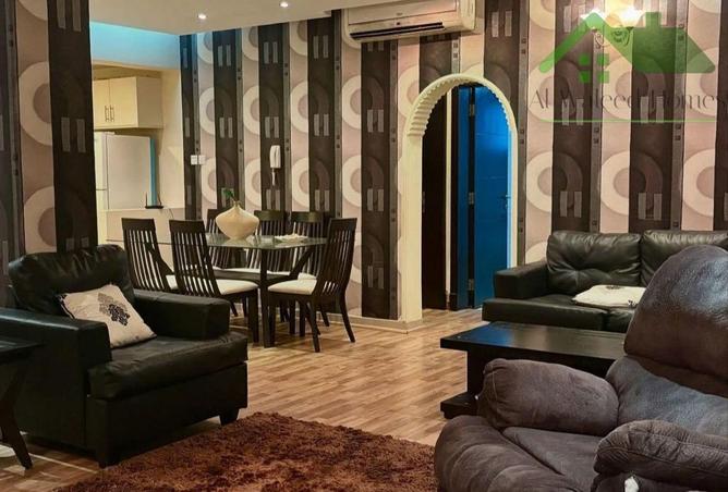 978832 - Property Image 2