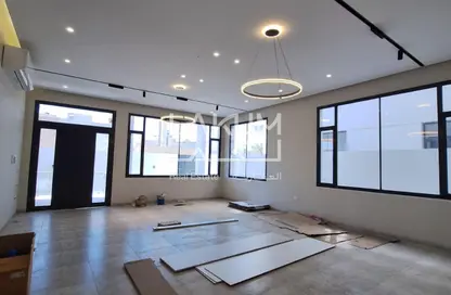 Villa - 6 Bedrooms - 7+ Bathrooms for rent in Jurdab - Central Governorate
