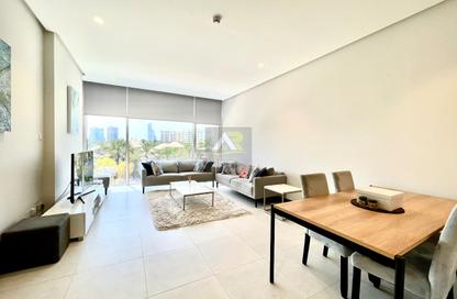 Apartment - 2 Bedrooms - 3 Bathrooms for rent in Reef Island - Capital Governorate