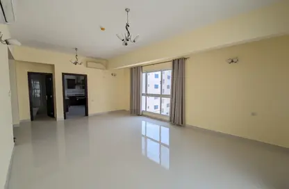 Apartment - 3 Bedrooms - 3 Bathrooms for rent in Janabiya - Northern Governorate