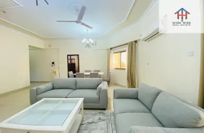 Apartment - 3 Bedrooms - 3 Bathrooms for rent in Mahooz - Manama - Capital Governorate