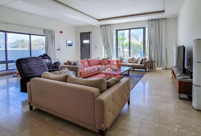 988275 - صورة العقار 2