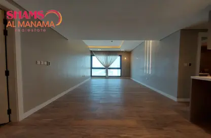 Apartment - 2 Bedrooms - 3 Bathrooms for rent in Hidd - Muharraq Governorate