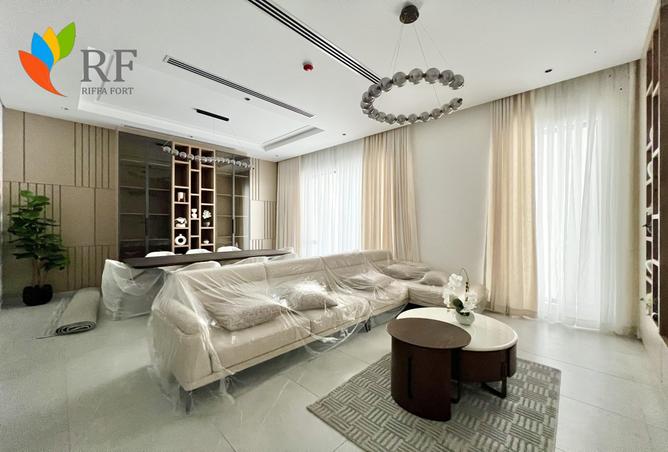 958255 - Property Image 2