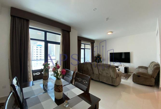 960384 - Property Image 2