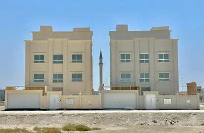 Villa - 5 Bedrooms - 7 Bathrooms for sale in Galali - Muharraq Governorate