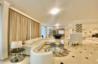 Penthouse - 4 Bedrooms - 4 Bathrooms for rent in Al Juffair - Capital Governorate
