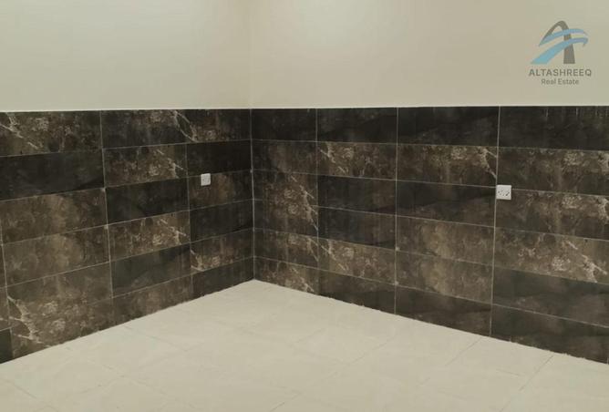 990158 - Property Image 3