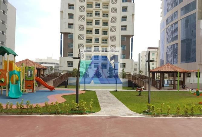 982033 - Property Main Image