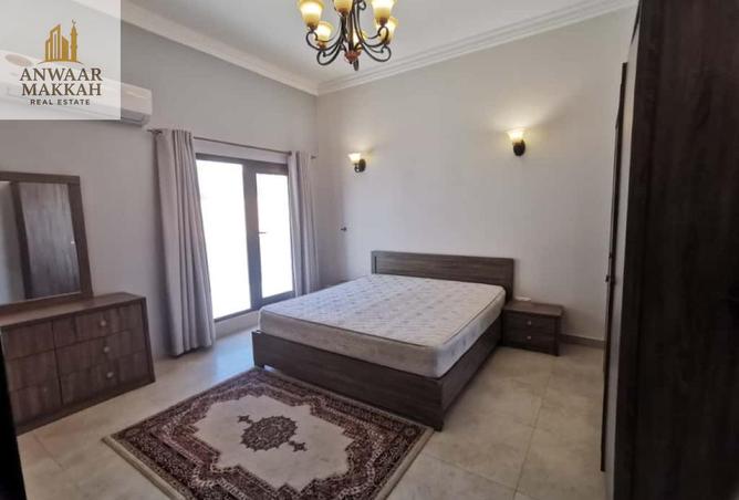 965861 - Property Image 2
