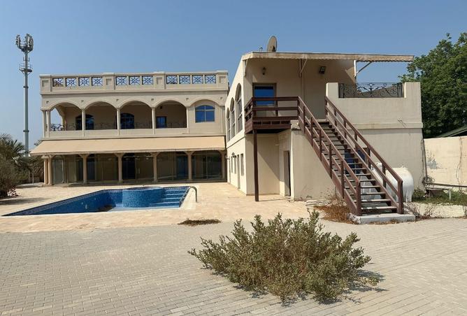 975501 - Property Image 2