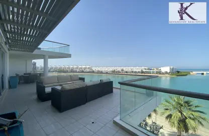 Villa - 6 Bedrooms for sale in Tala Island - Amwaj Islands - Muharraq Governorate