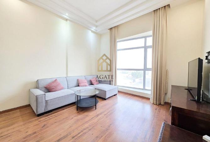 960702 - Property Image 2