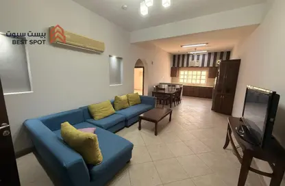 شقة - 2 غرف نوم - 2 حمامات للايجار في الجنبية - المحافظة الشمالية