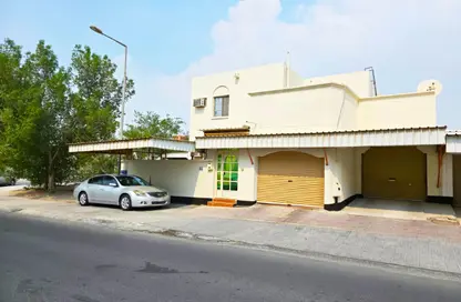 Villa - 4 Bedrooms - 5 Bathrooms for sale in Hamad Town - Northern Governorate