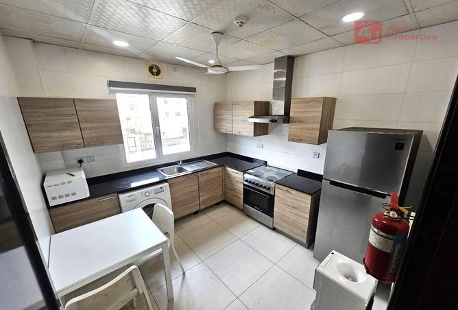 905946 - Property Image 2