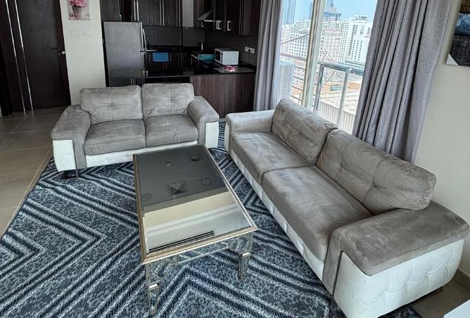 952195 - Property Image 2