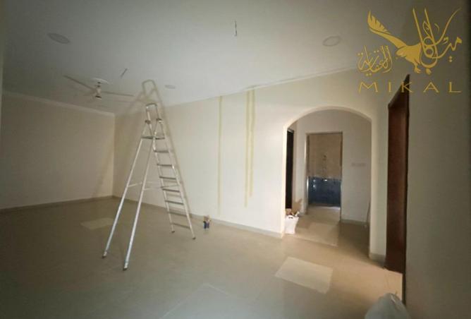 974684 - Property Image 2