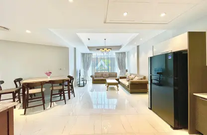 Apartment - 3 Bedrooms - 3 Bathrooms for rent in Seef - Capital Governorate