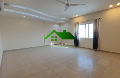 Apartment - 3 Bedrooms - 4 Bathrooms for rent in Hidd - Muharraq Governorate