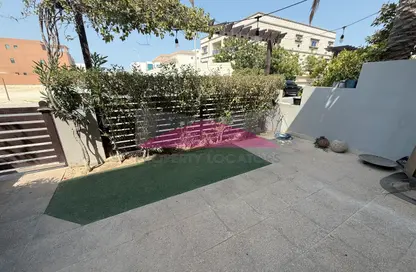 Villa - 2 Bedrooms - 3 Bathrooms for rent in Najma - Amwaj Islands - Muharraq Governorate