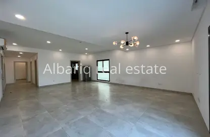 شقة - 2 غرف نوم - 2 حمامات للايجار في توبلي - المحافظة الوسطى