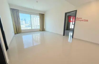 Apartment - 1 Bedroom - 2 Bathrooms for rent in Al Burhama - Manama - Capital Governorate
