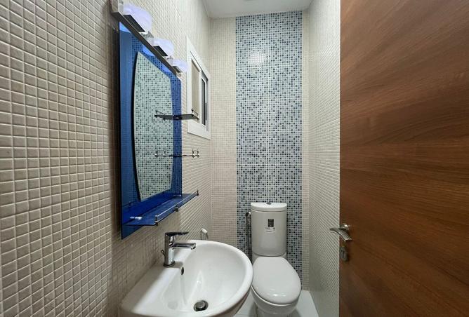 960301 - Property Image 3
