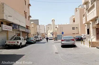 Apartment - 3 Bedrooms - 2 Bathrooms for rent in Hidd - Muharraq Governorate